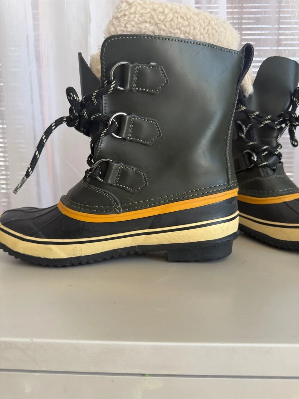 Kids Waterproof Winter Boots - Black with Tan Trim